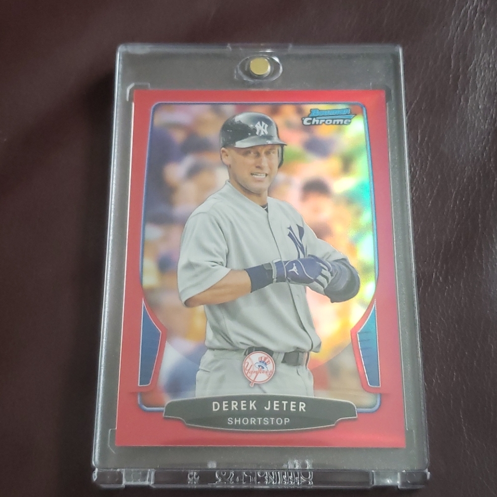 2013 Derek Jeter 2013 Bowman Chrome Card 215 Red - Picture 1 of 3